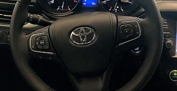Toyota Avensis Steering